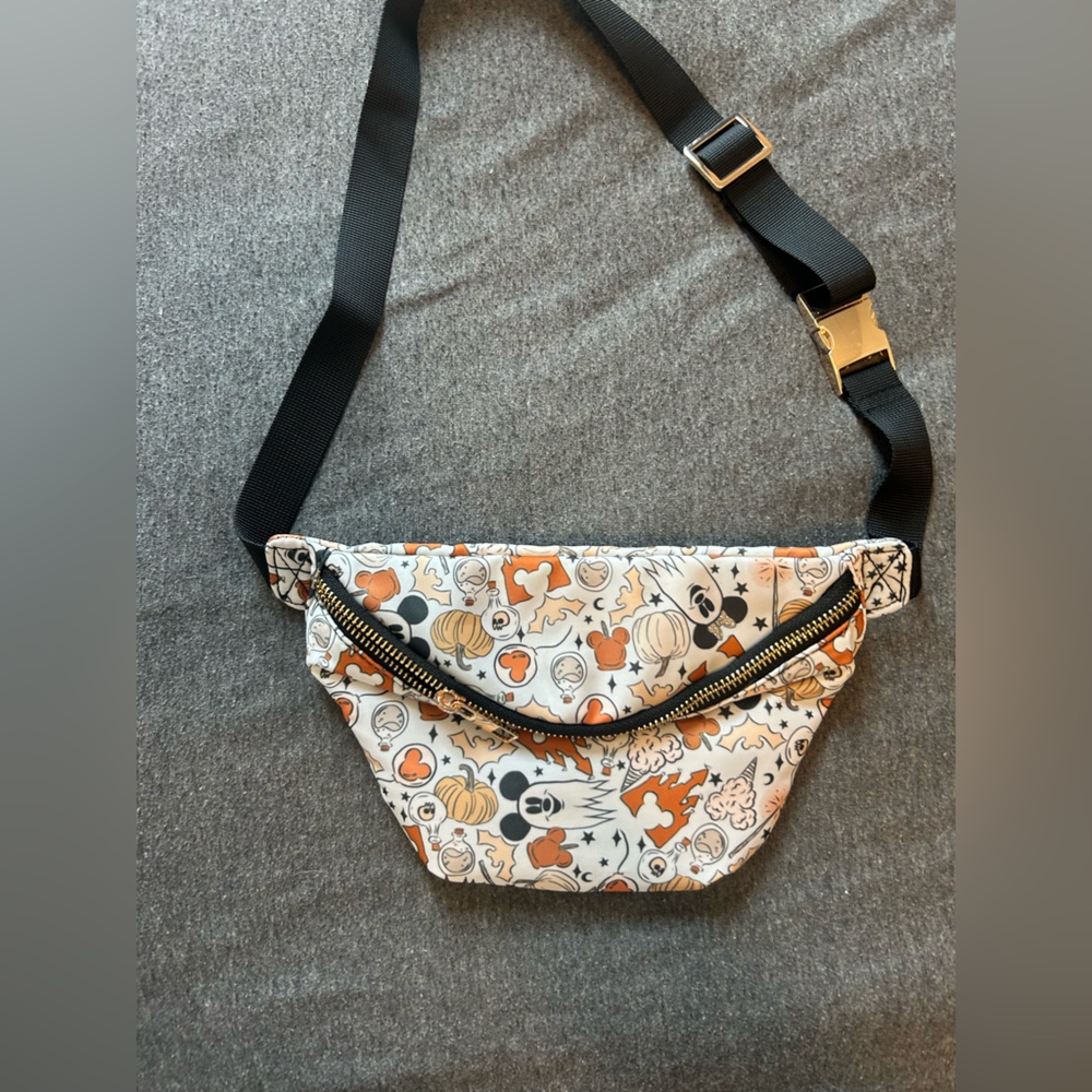Disney Halloween Character Hip Pack - Orange & Black